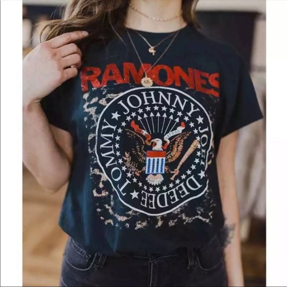 Ramones Punk Rock Music Band Graphic Tee - Picture 5 of 9